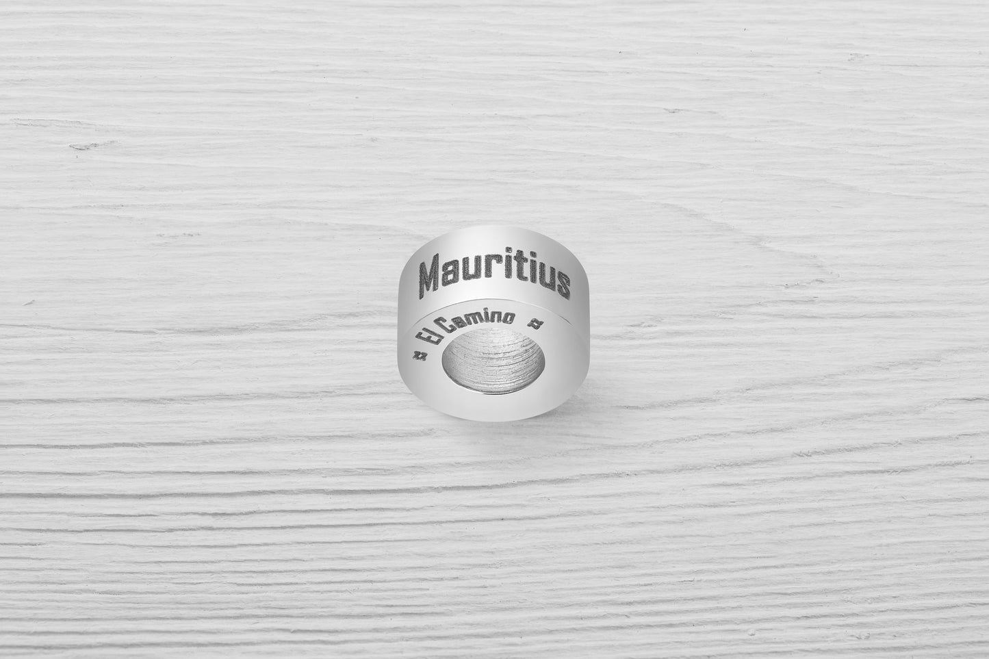 El Camino Mauritius Country Step Travel Charm Bead