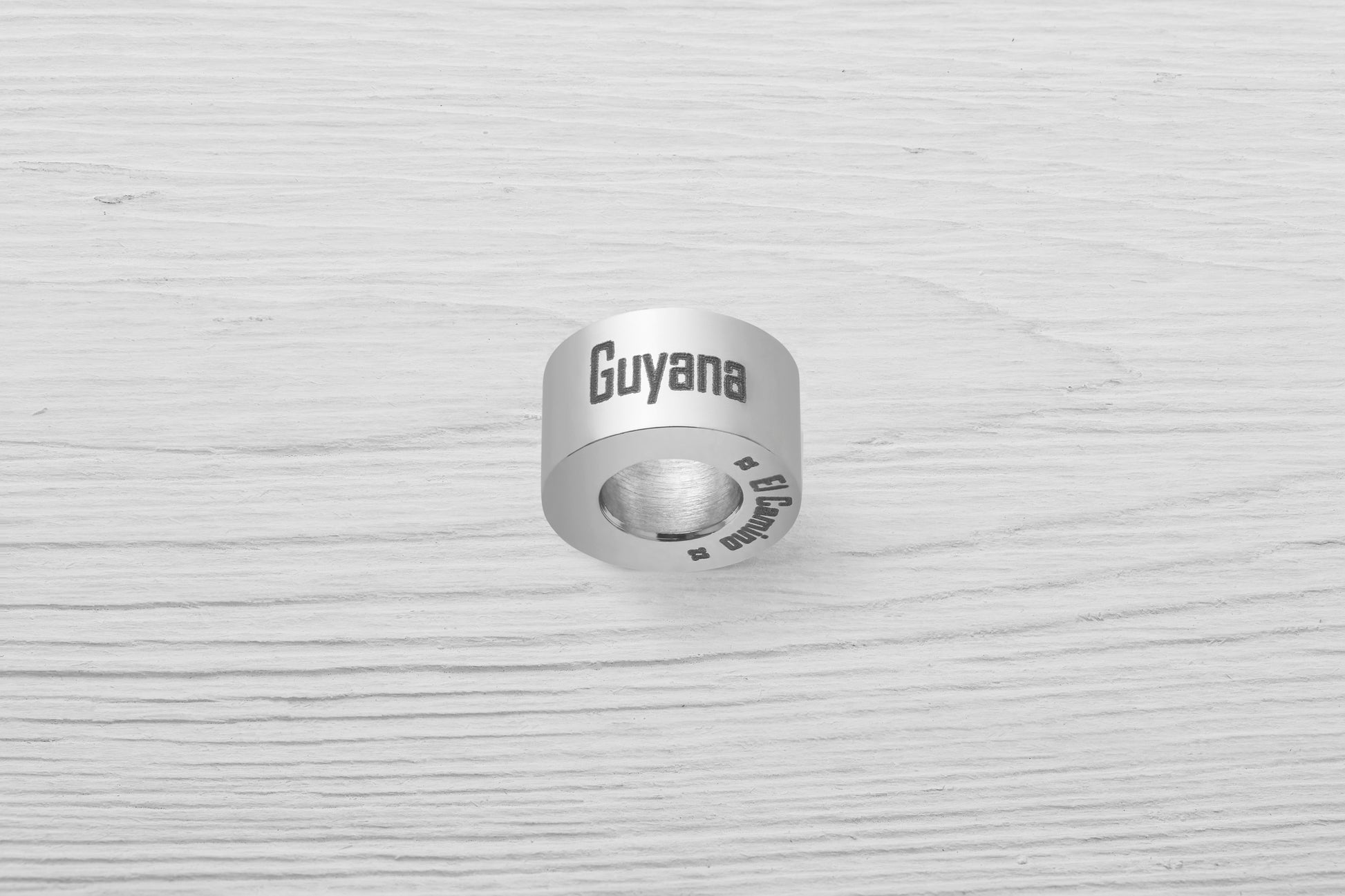 El Camino Guyana Country Step Travel Charm Bead